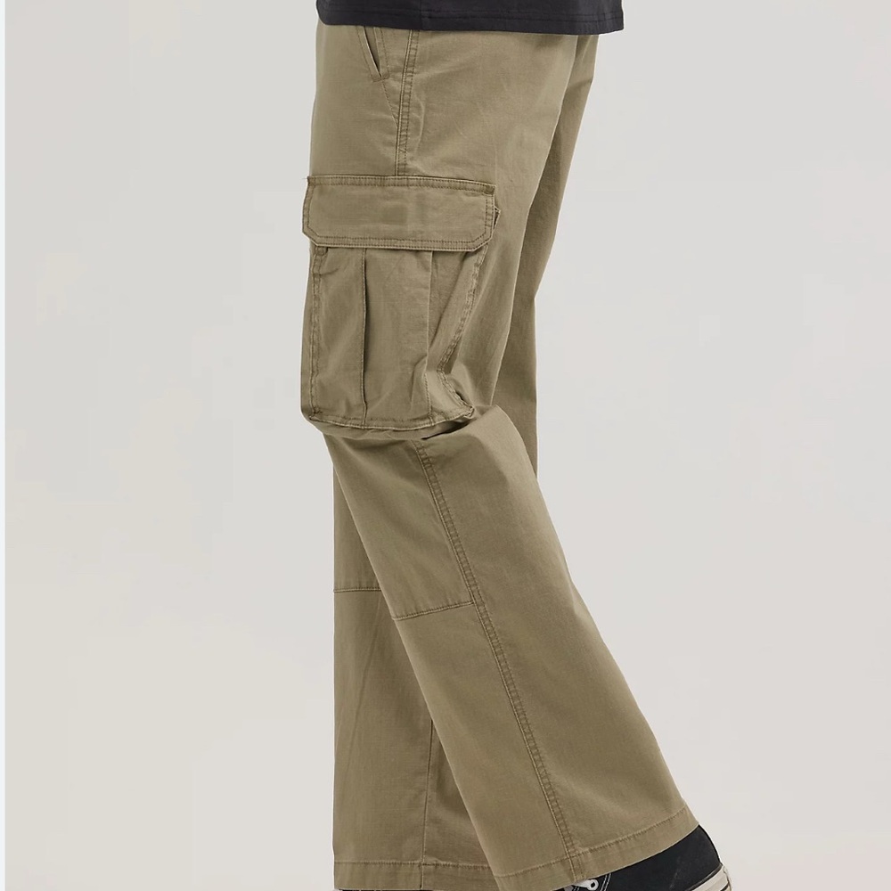 Wrangler Legacy Classic Cargo Khaki Twill Pants 100% Cotton Men's 44x32 EUC